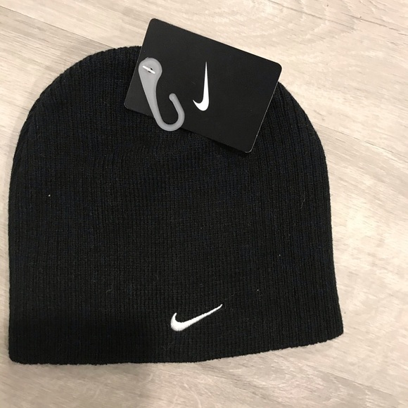 Black Nike Cap - Picture 1 of 3